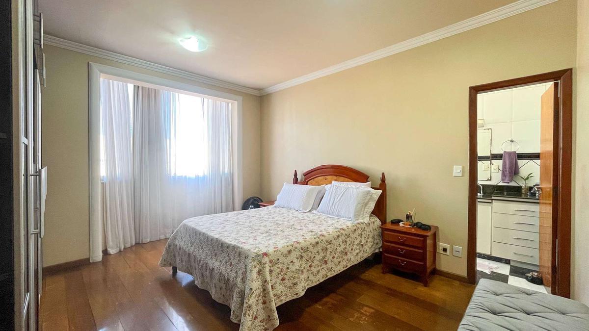 Cobertura, Castelo, 3 Quartos, 2 Vagas, 1 Suíte