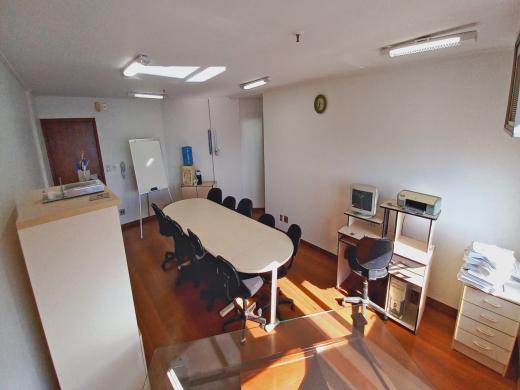 Sala, Funcionários, 0 Quarto, 1 Vaga