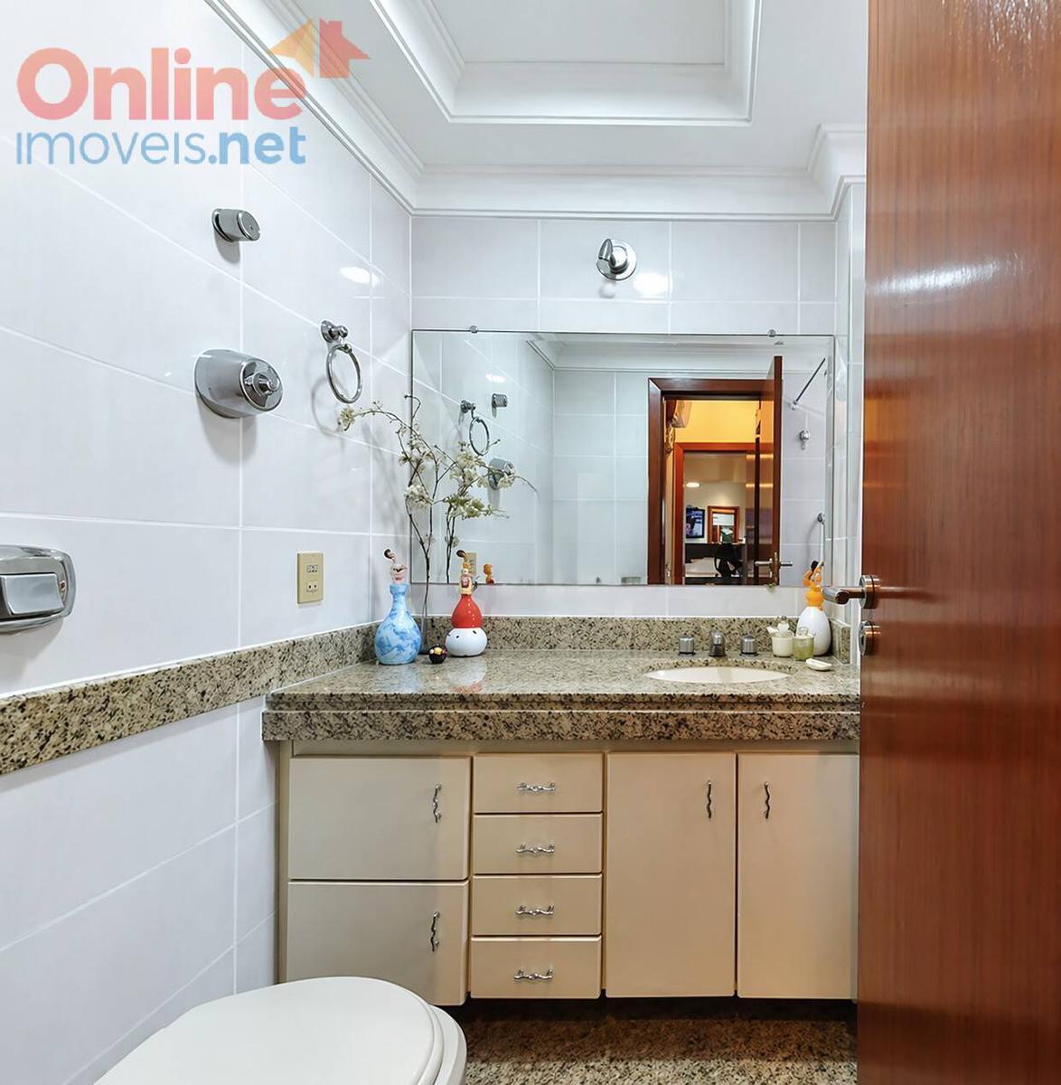 Apartamento, Funcionários, 4 Quartos, 0 Vaga, 1 Suíte