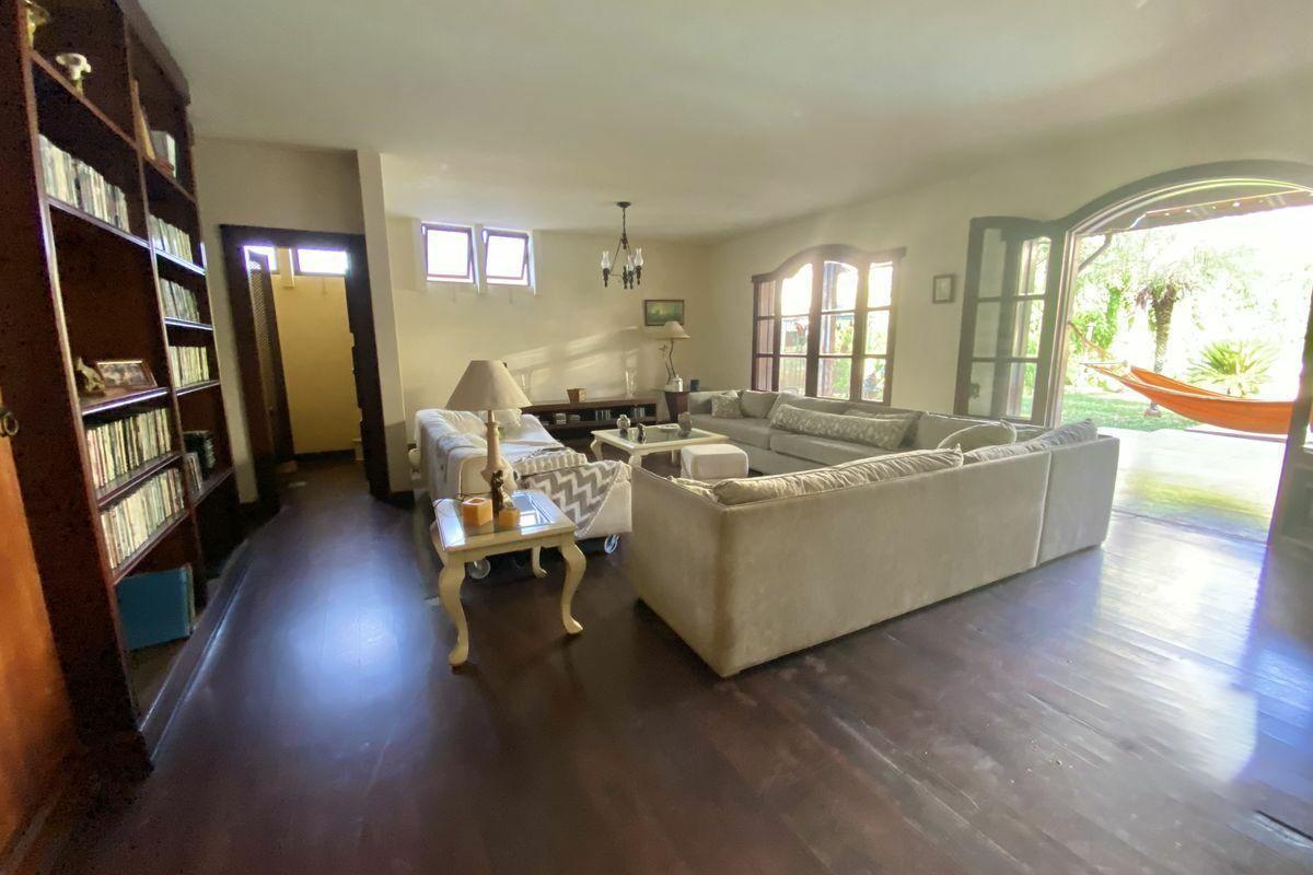 Casa, São Luiz (pampulha), 5 Quartos, 6 Vagas, 1 Suíte