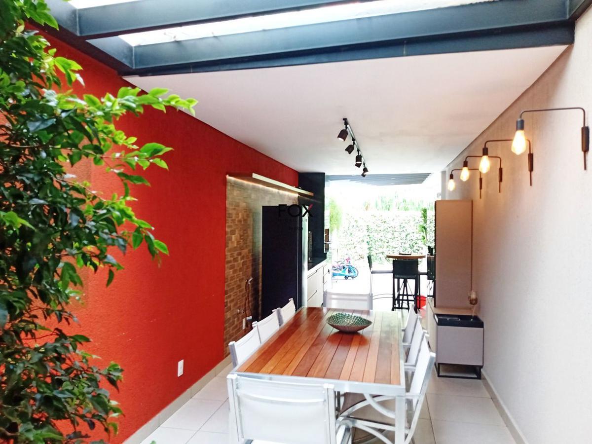 Casa, Santa Lúcia, 6 Quartos, 5 Vagas, 2 Suítes