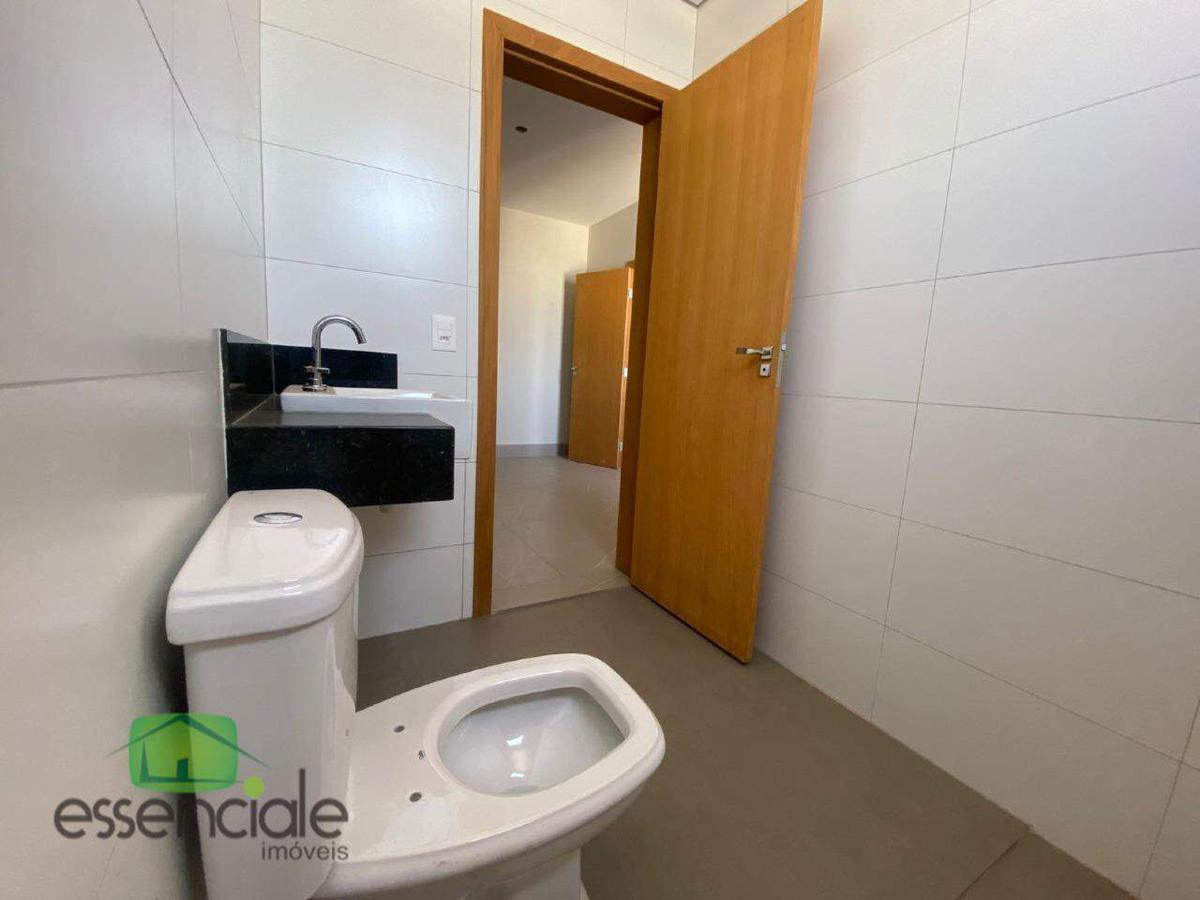 Cobertura, Fonte Grande, 3 Quartos, 2 Vagas, 1 Suíte