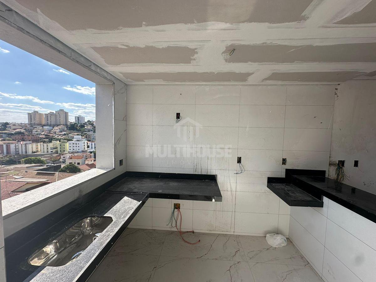 Apartamento, Santa Amélia, 3 Quartos, 4 Vagas, 1 Suíte