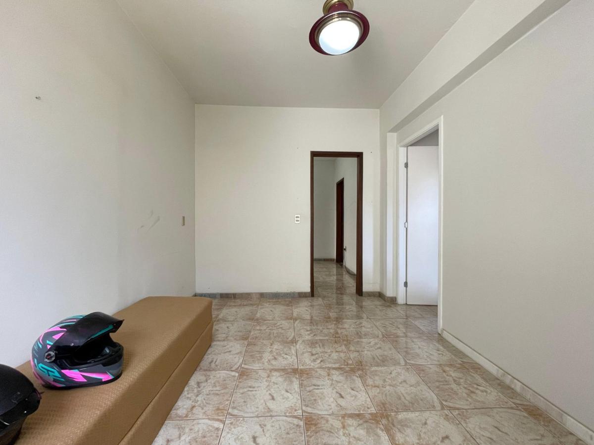 Casa, Jardim Leblon, 3 Quartos, 4 Vagas, 1 Suíte