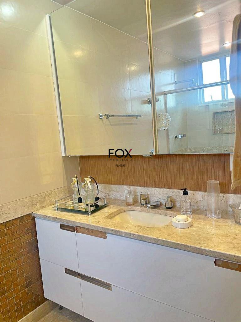 Casa, Luxemburgo, 4 Quartos, 10 Vagas, 2 Suítes