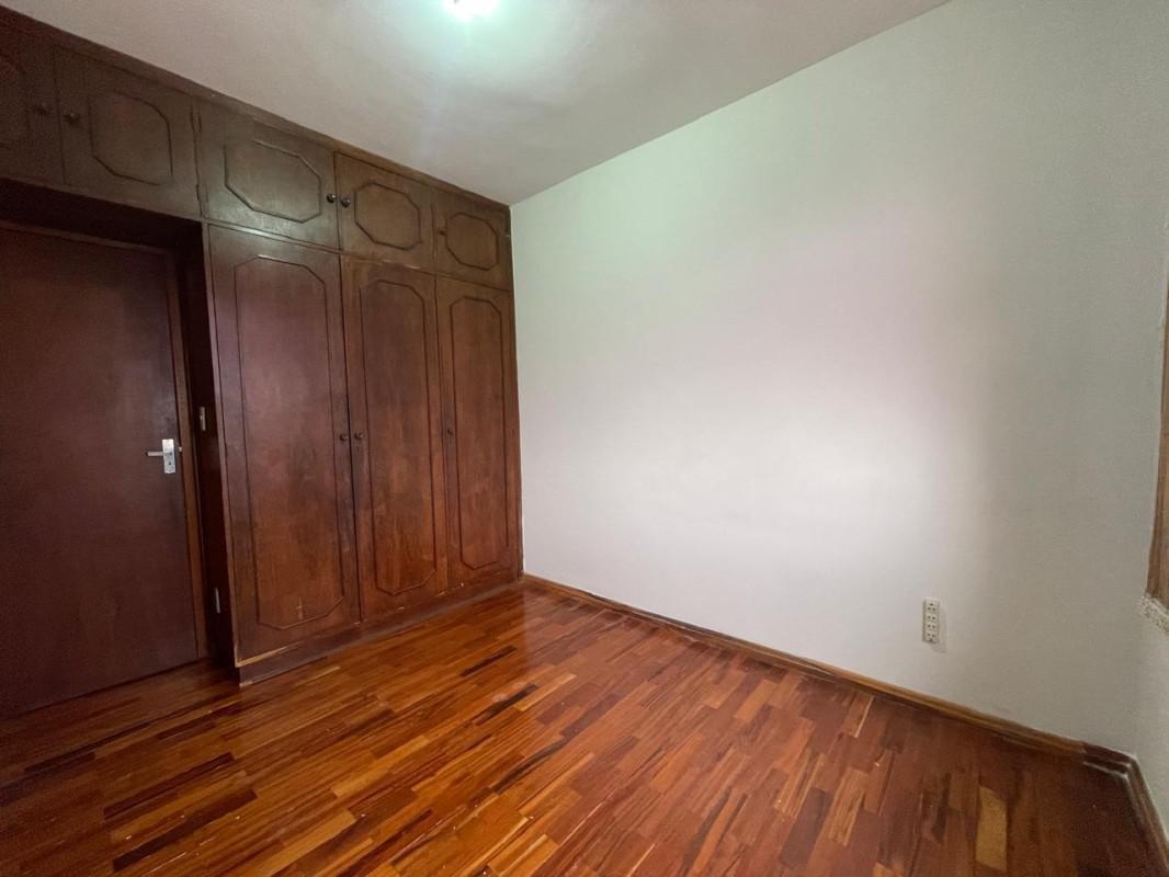 Apartamento, Sagrada Família, 2 Quartos, 1 Vaga