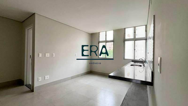 Apartamento, Centro, 2 Quartos, 0 Vaga, 1 Suíte