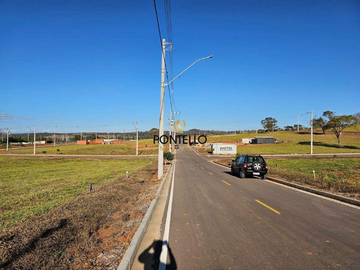 Lote, Centro, 0 Quarto, 0 Vaga