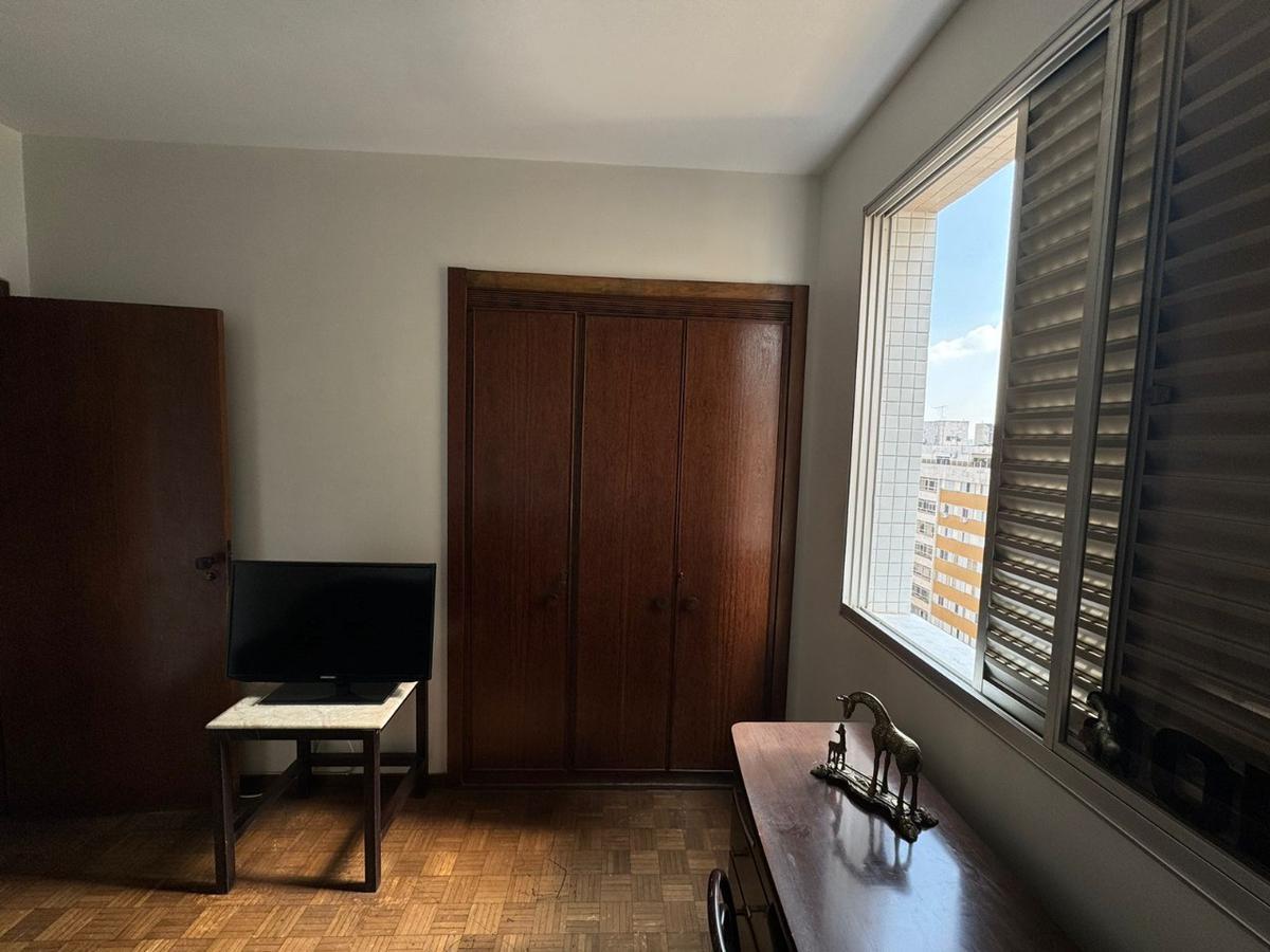 Apartamento, Funcionários, 4 Quartos, 2 Vagas, 1 Suíte