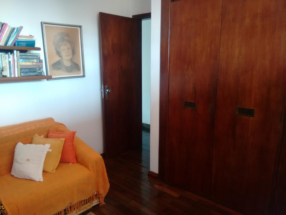 Casa, Planalto, 6 Quartos, 4 Vagas, 2 Suítes