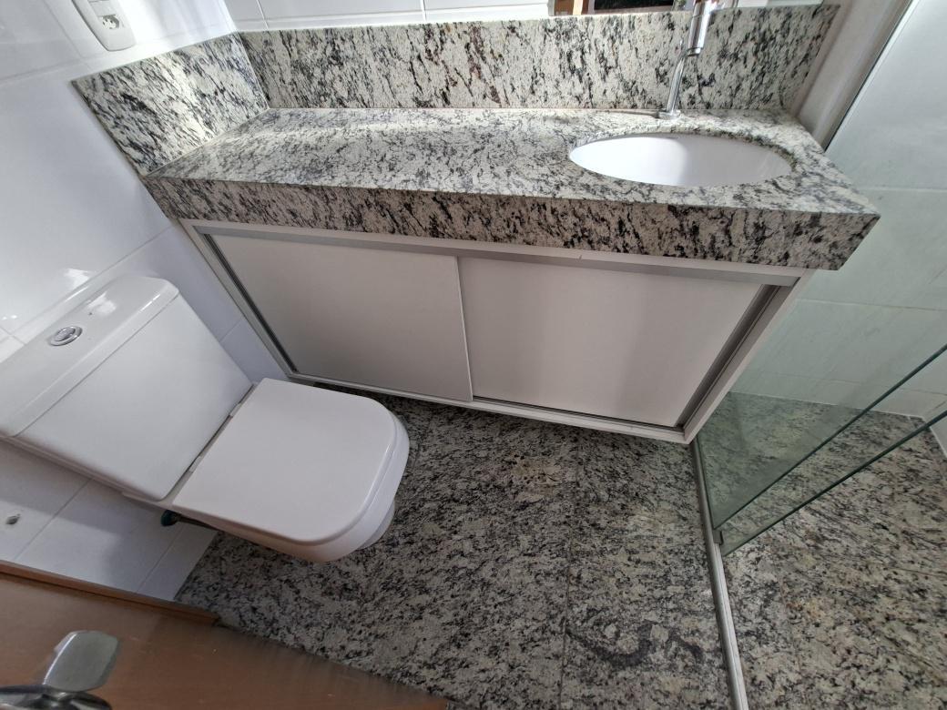 Apartamento, Funcionários, 2 Quartos, 2 Vagas, 1 Suíte
