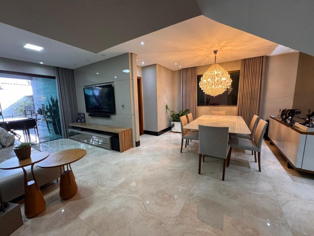 Casa, Copacabana, 3 Quartos, 6 Vagas, 3 Suítes