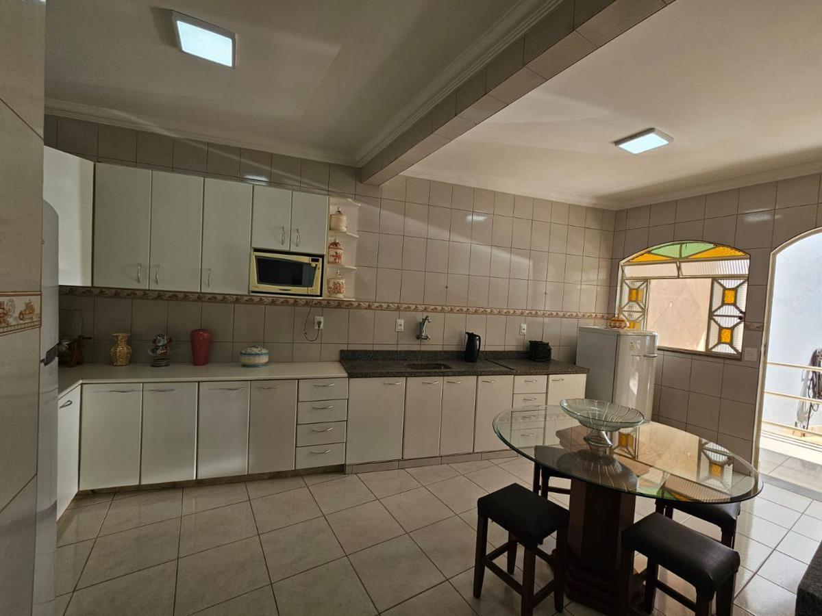 Casa, Palmares, 4 Quartos, 6 Vagas, 1 Suíte