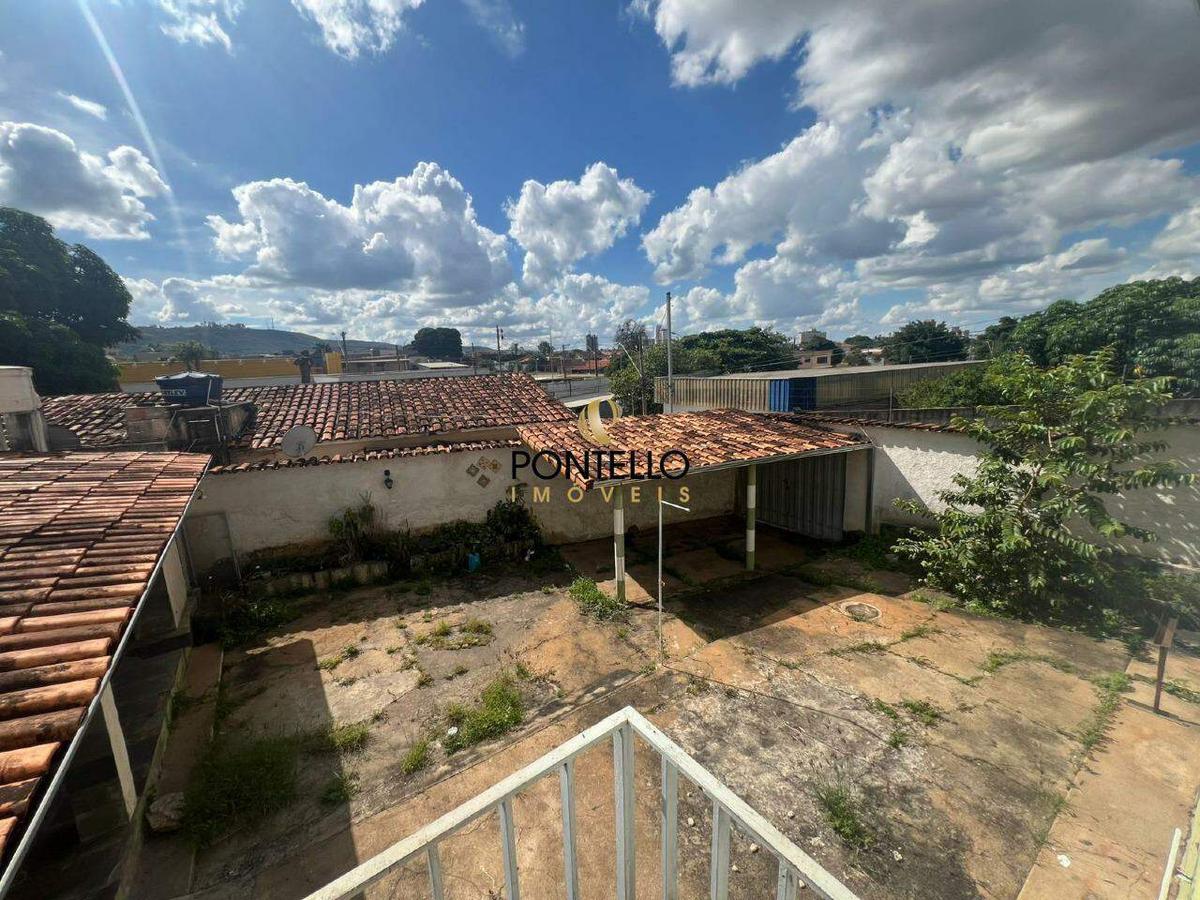 Casa, São Dimas, 3 Quartos, 4 Vagas, 1 Suíte