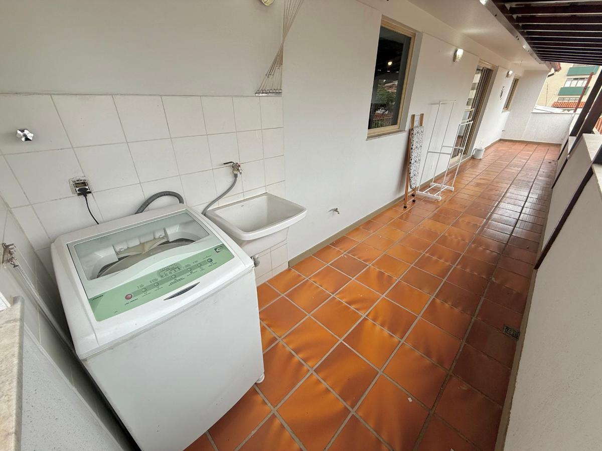 Cobertura, São José, 2 Quartos, 0 Vaga