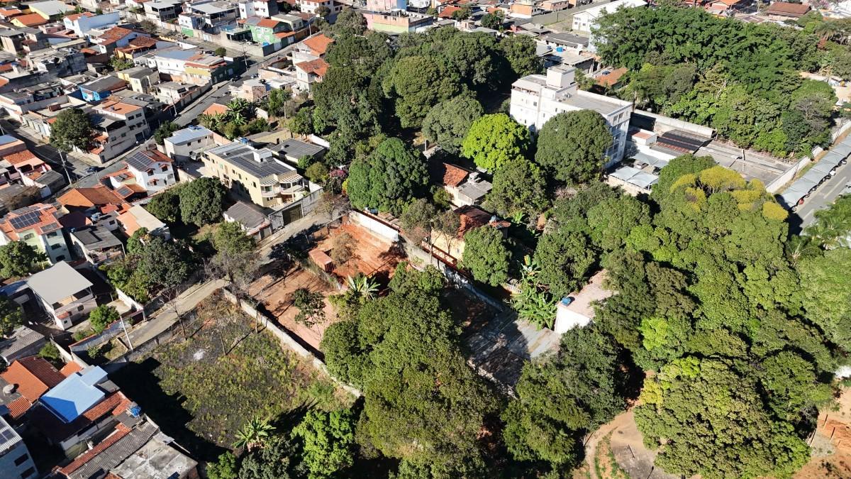Lote, Cinquentenário, 0 Quarto, 0 Vaga