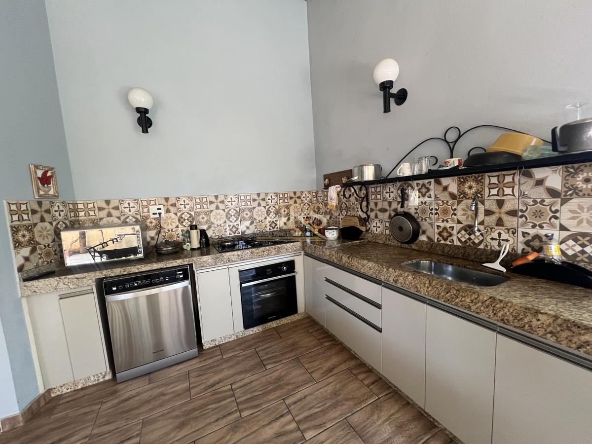 Casa, Quintas do Godoy, 4 Quartos, 10 Vagas, 1 Suíte