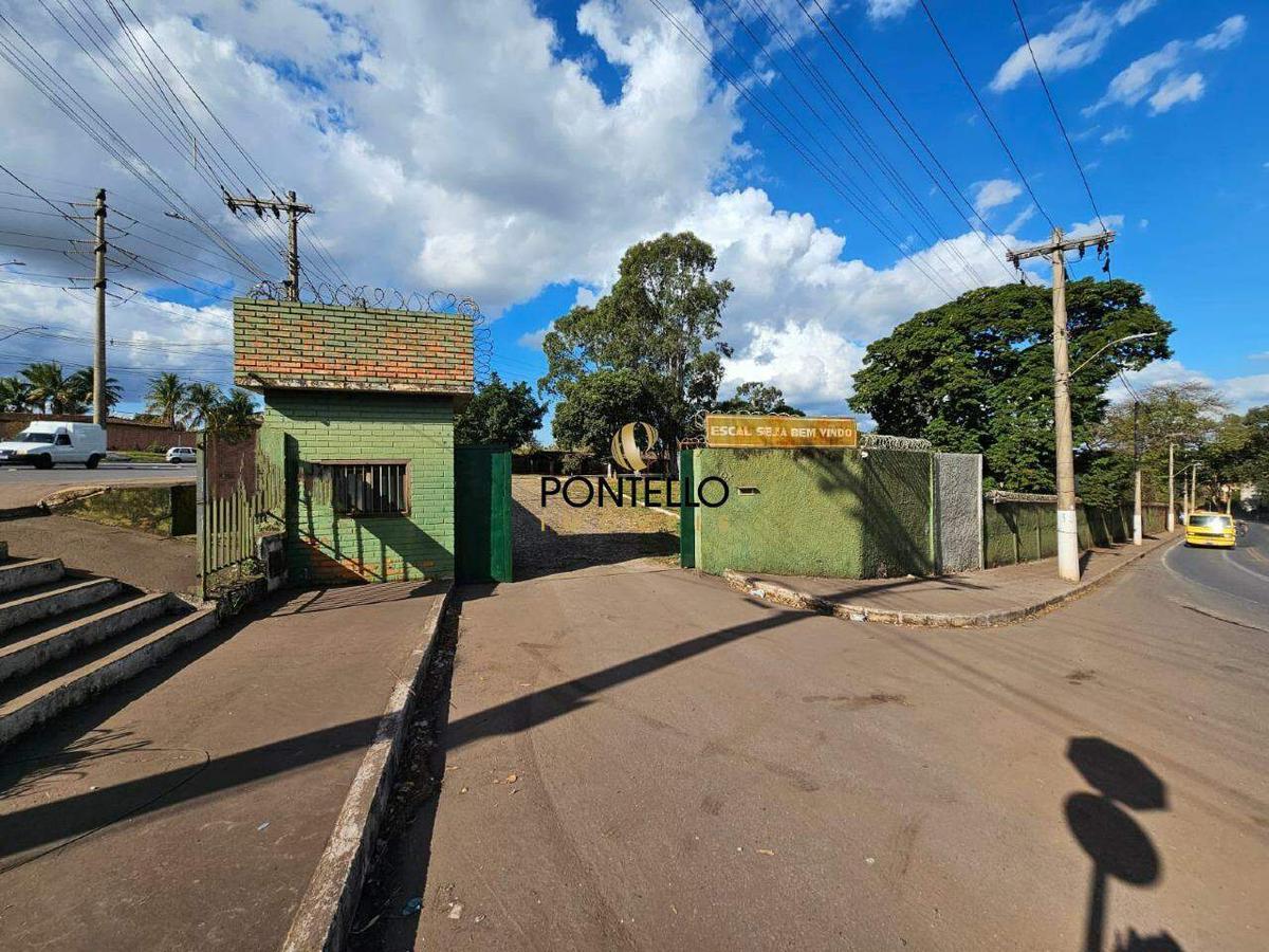 Prédio, São João, 0 Quarto, 20 Vagas