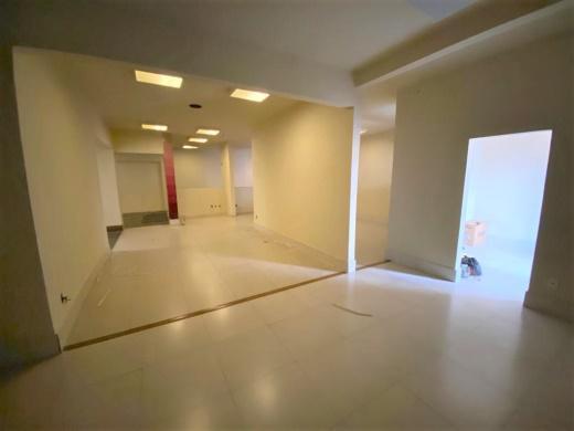 Casa Comercial, Funcionários, 1 Quarto