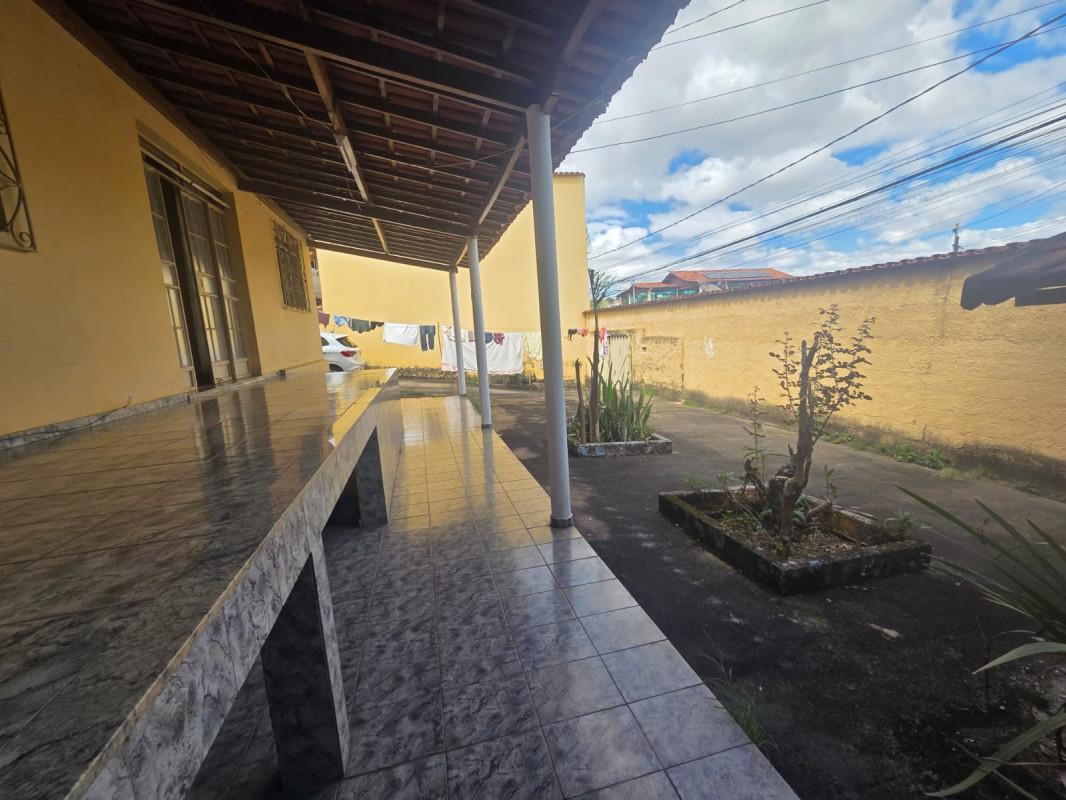 Casa, Novo Glória, 4 Quartos, 5 Vagas, 2 Suítes