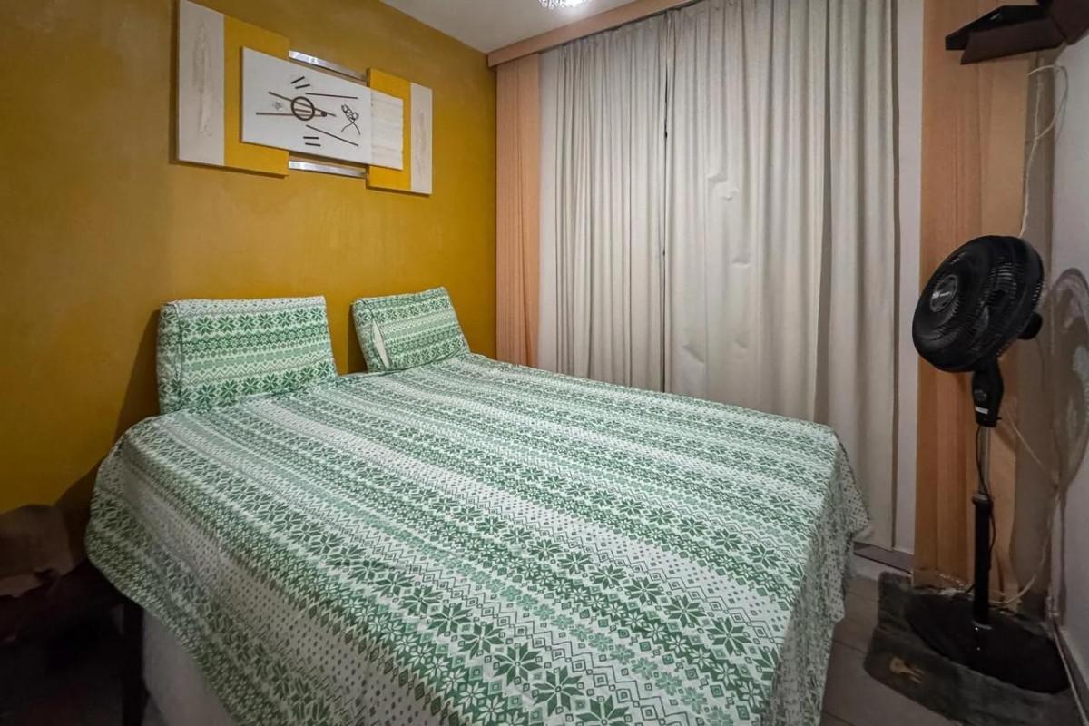 Casa, Fernão Dias, 2 Quartos, 1 Vaga
