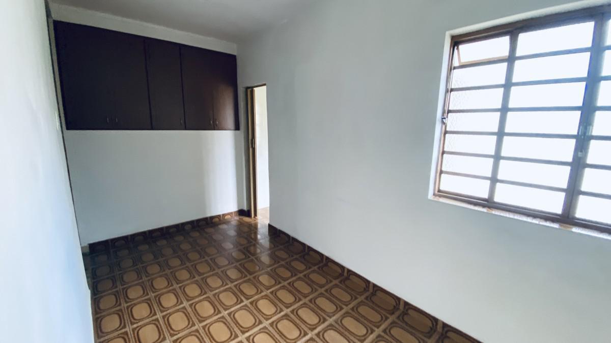 Casa, Santa Efigênia, 3 Quartos, 0 Vaga