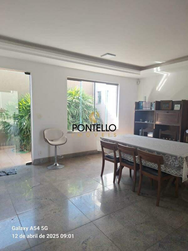 Casa, Mangabeiras, 4 Quartos, 4 Vagas, 2 Suítes