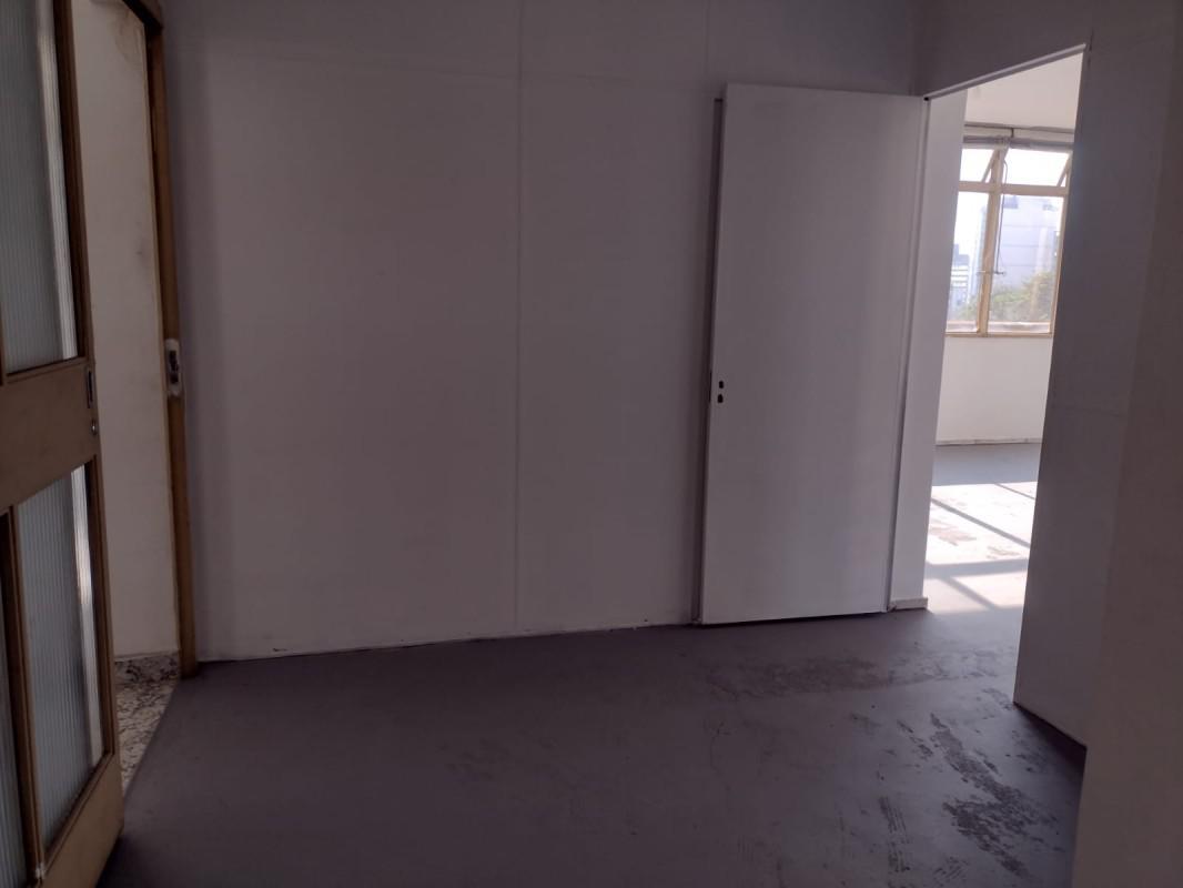 Sala, Barro Preto, 0 Quarto, 0 Vaga