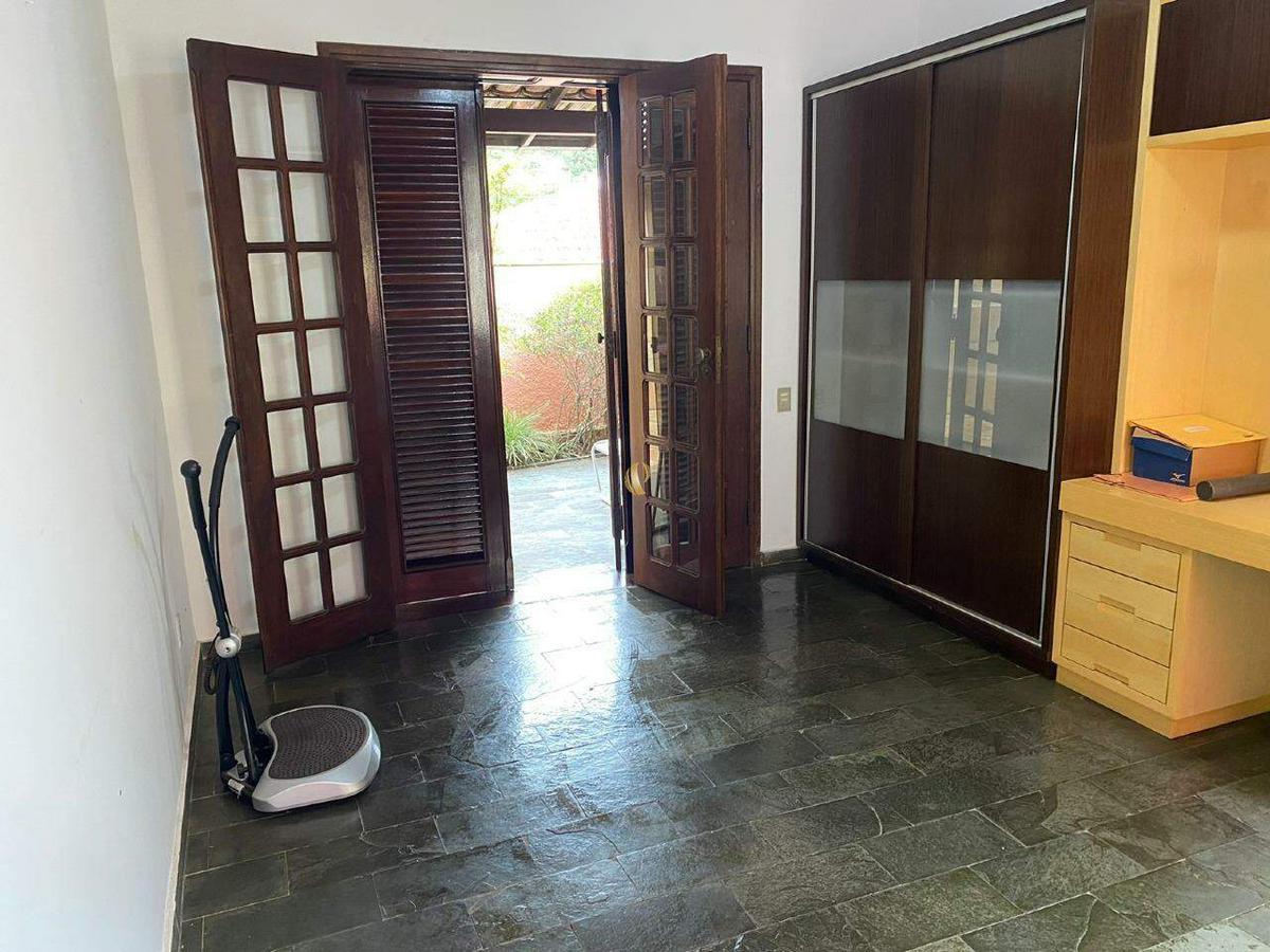 Casa, Comiteco, 4 Quartos, 3 Vagas, 1 Suíte