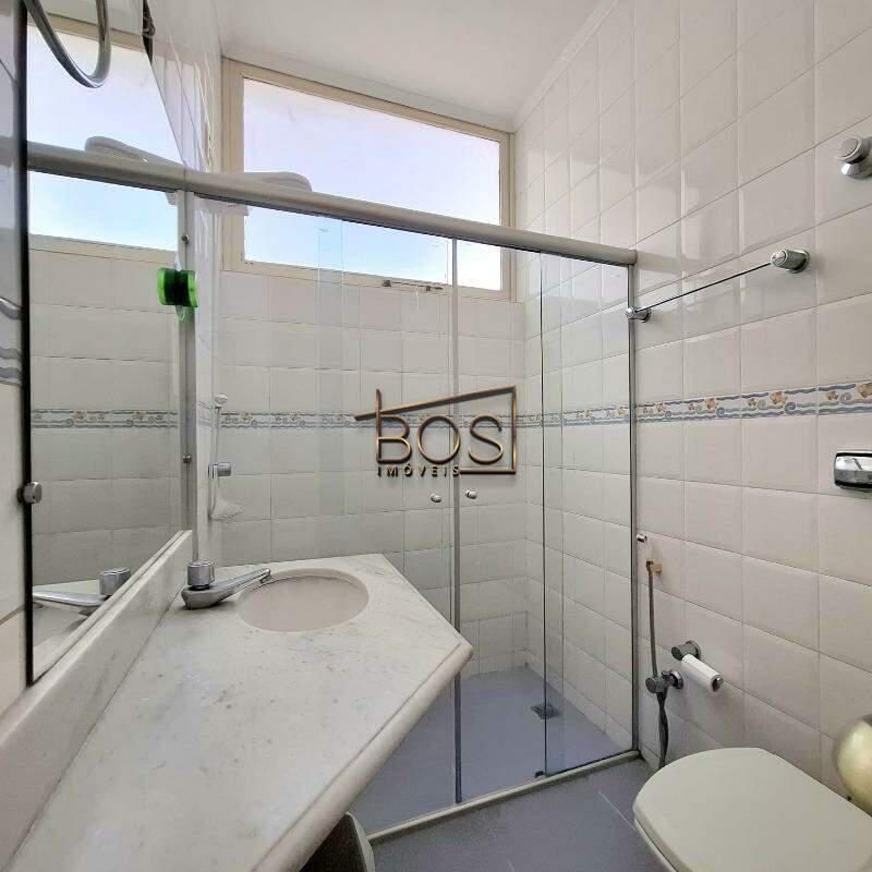 Casa, Serra, 7 Quartos, 5 Vagas, 3 Suítes