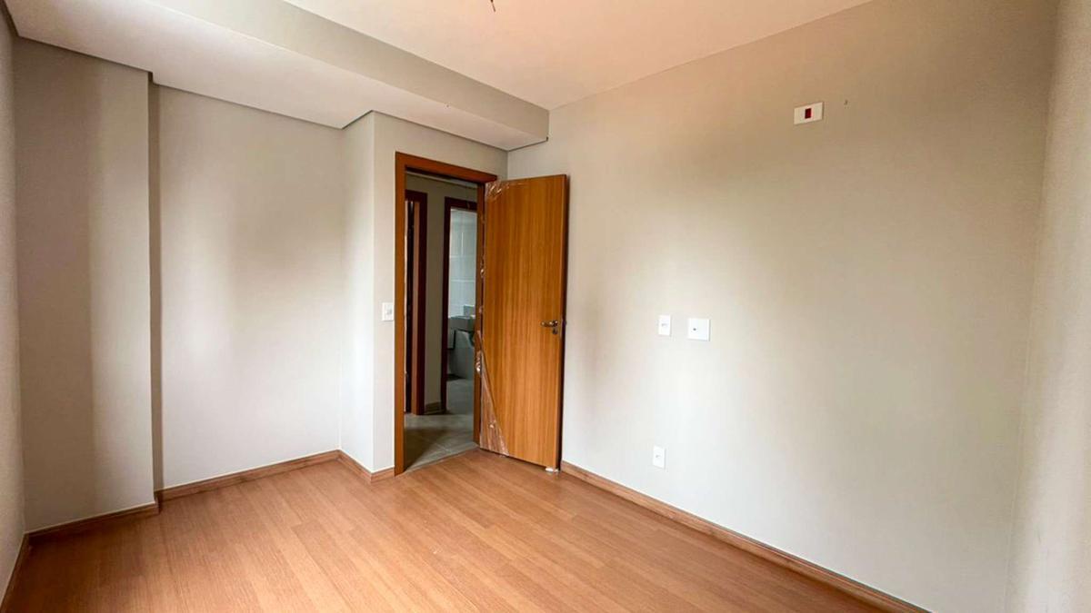 Apartamento, Funcionários, 2 Quartos, 1 Vaga