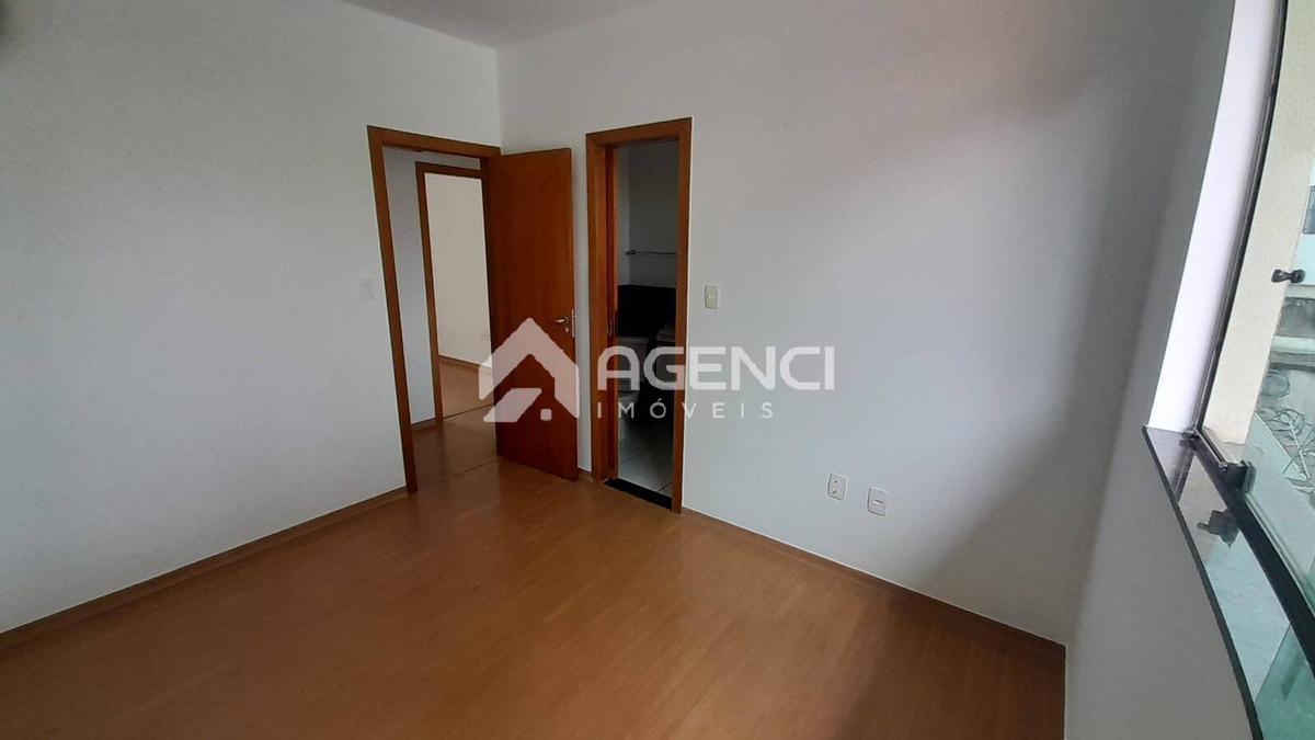 Casa, Paquetá, 2 Quartos, 0 Vaga, 2 Suítes