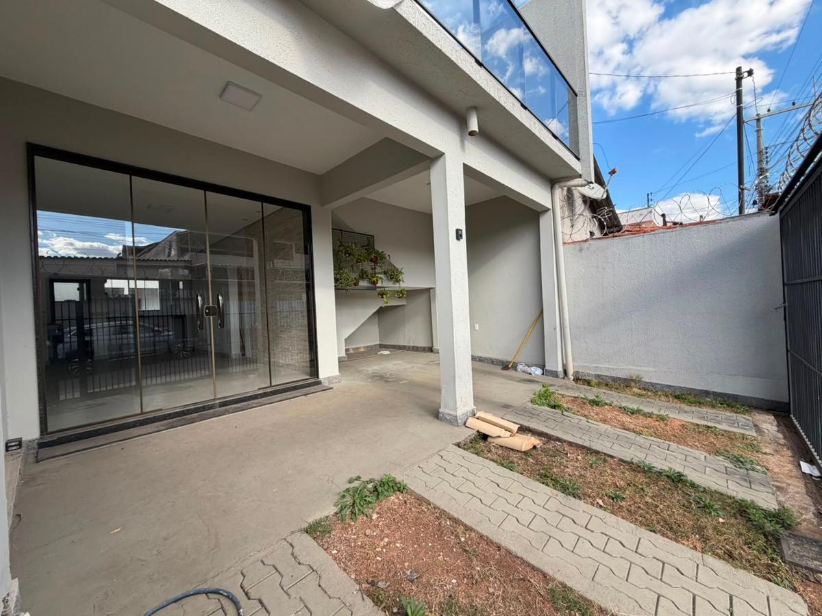 Casa, Vera Cruz, 3 Quartos, 2 Vagas, 1 Suíte
