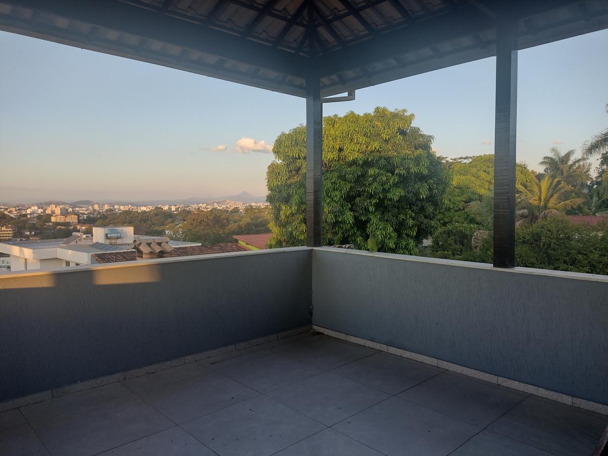 Casa, Garças, 6 Quartos, 8 Vagas, 1 Suíte