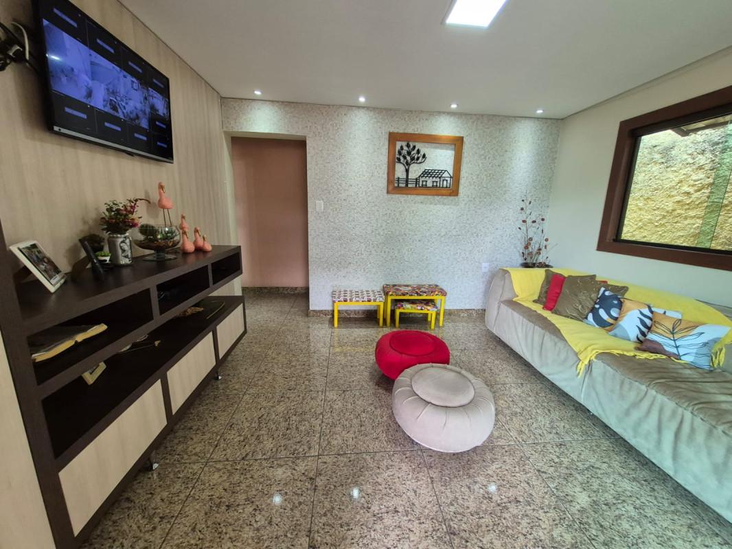 Casa, Eldorado, 3 Quartos, 4 Vagas, 1 Suíte