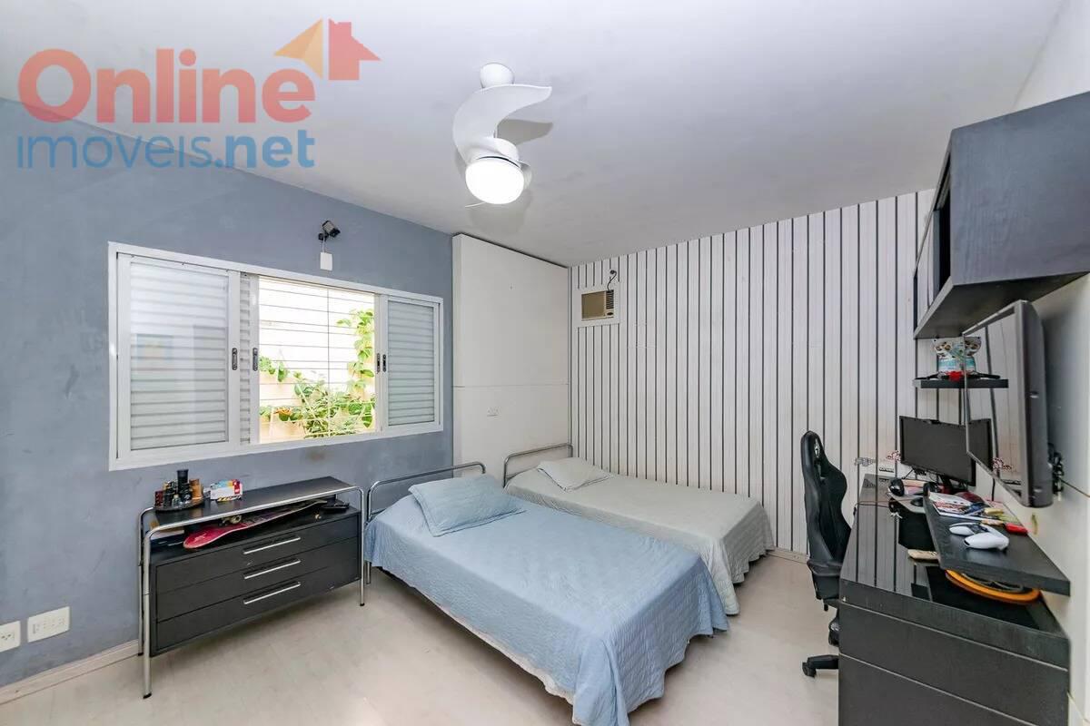 Casa, Gutierrez, 4 Quartos, 0 Vaga, 3 Suítes