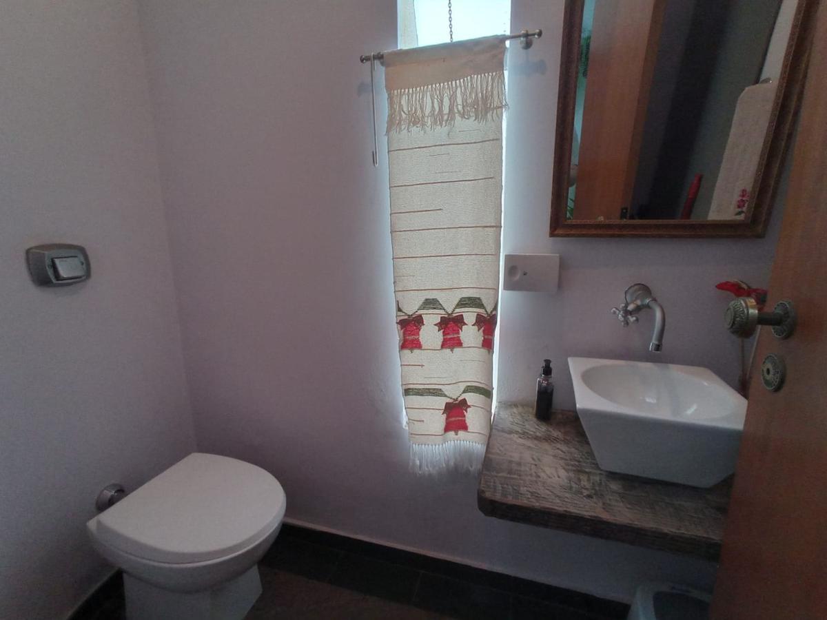 Casa, Buritis, 4 Quartos, 3 Vagas, 2 Suítes