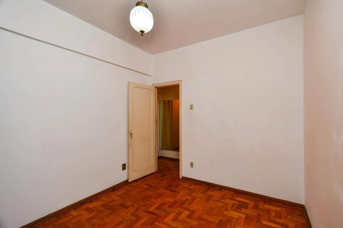 Apartamento, Centro, 2 Quartos, 0 Vaga