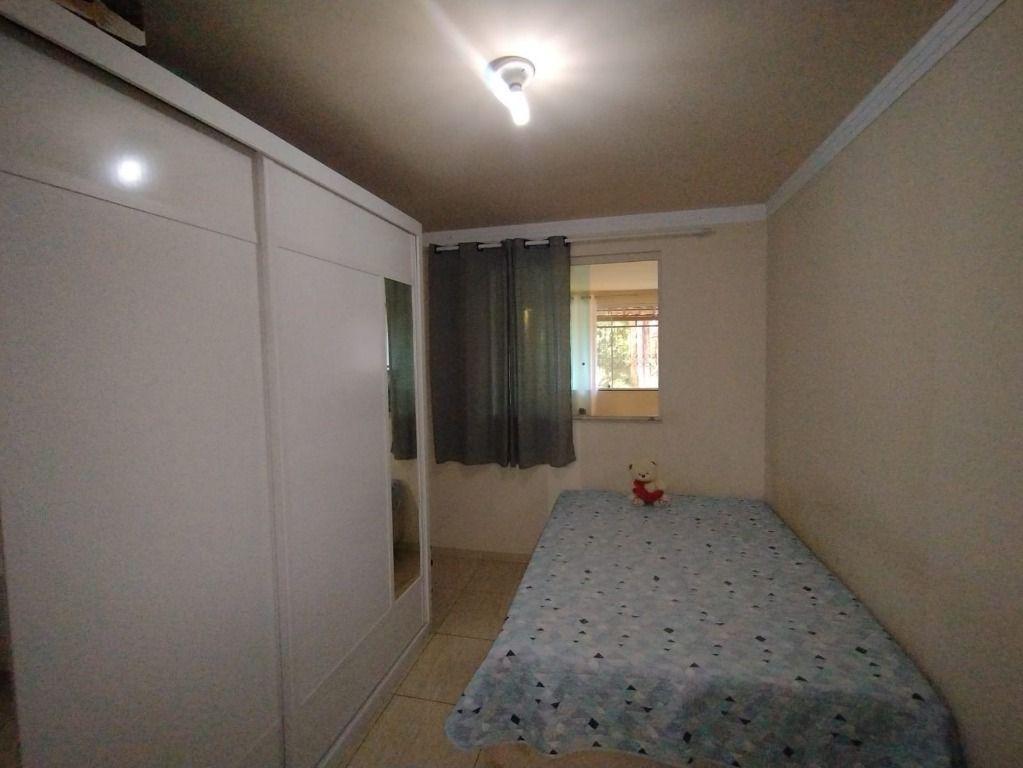 Casa, Jardim Vitória, 2 Quartos, 0 Vaga