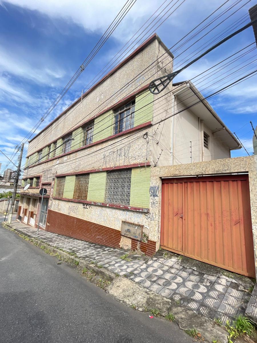 Prédio, Sagrada Família, 3 Quartos, 0 Vaga