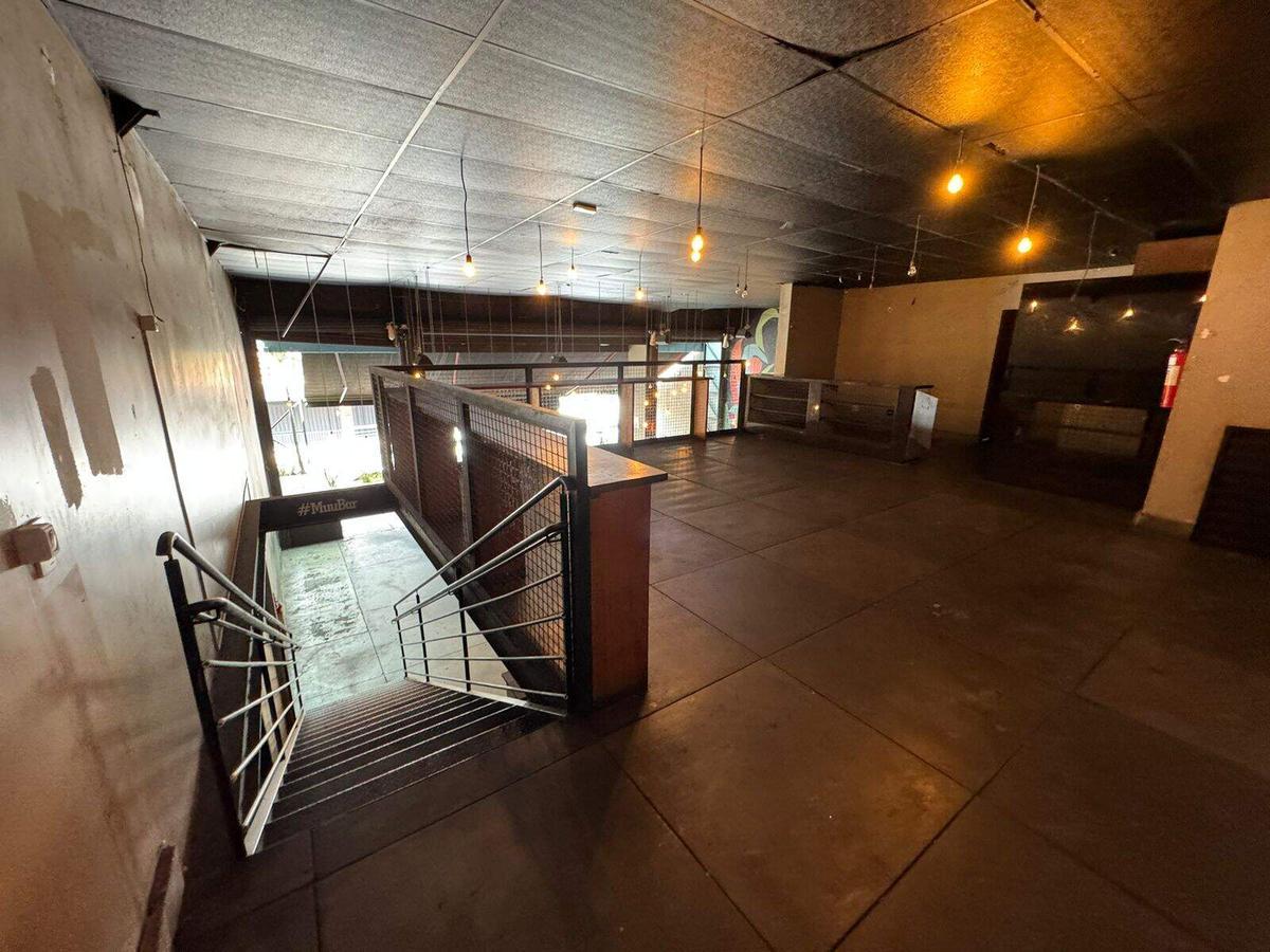 Casa Comercial, Cruzeiro, 0 Quarto, 0 Vaga