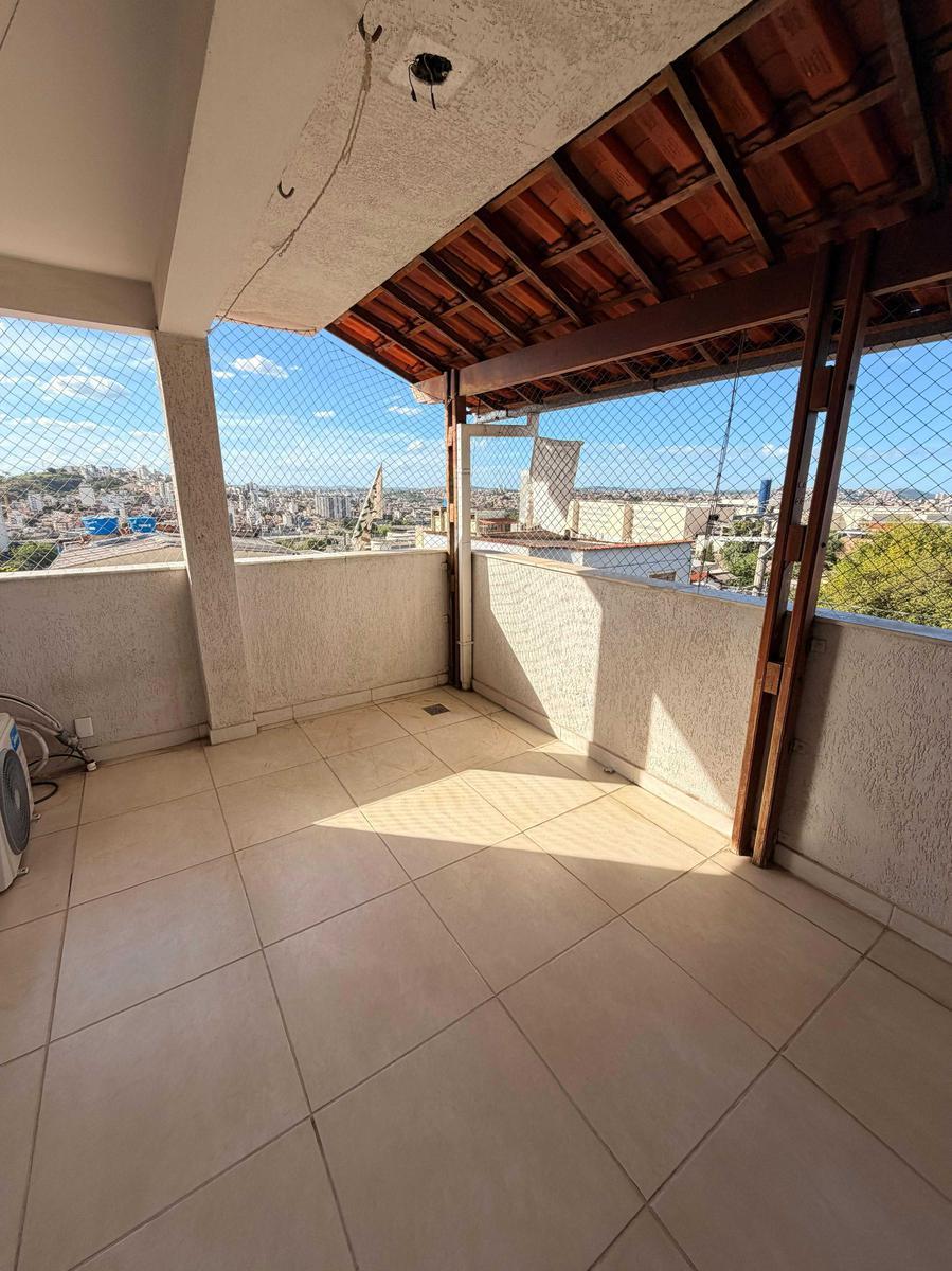 Cobertura, União, 4 Quartos, 2 Vagas, 2 Suítes