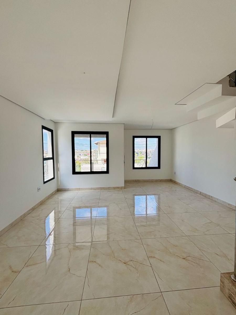 Casa, Cabral, 3 Quartos, 3 Vagas, 1 Suíte