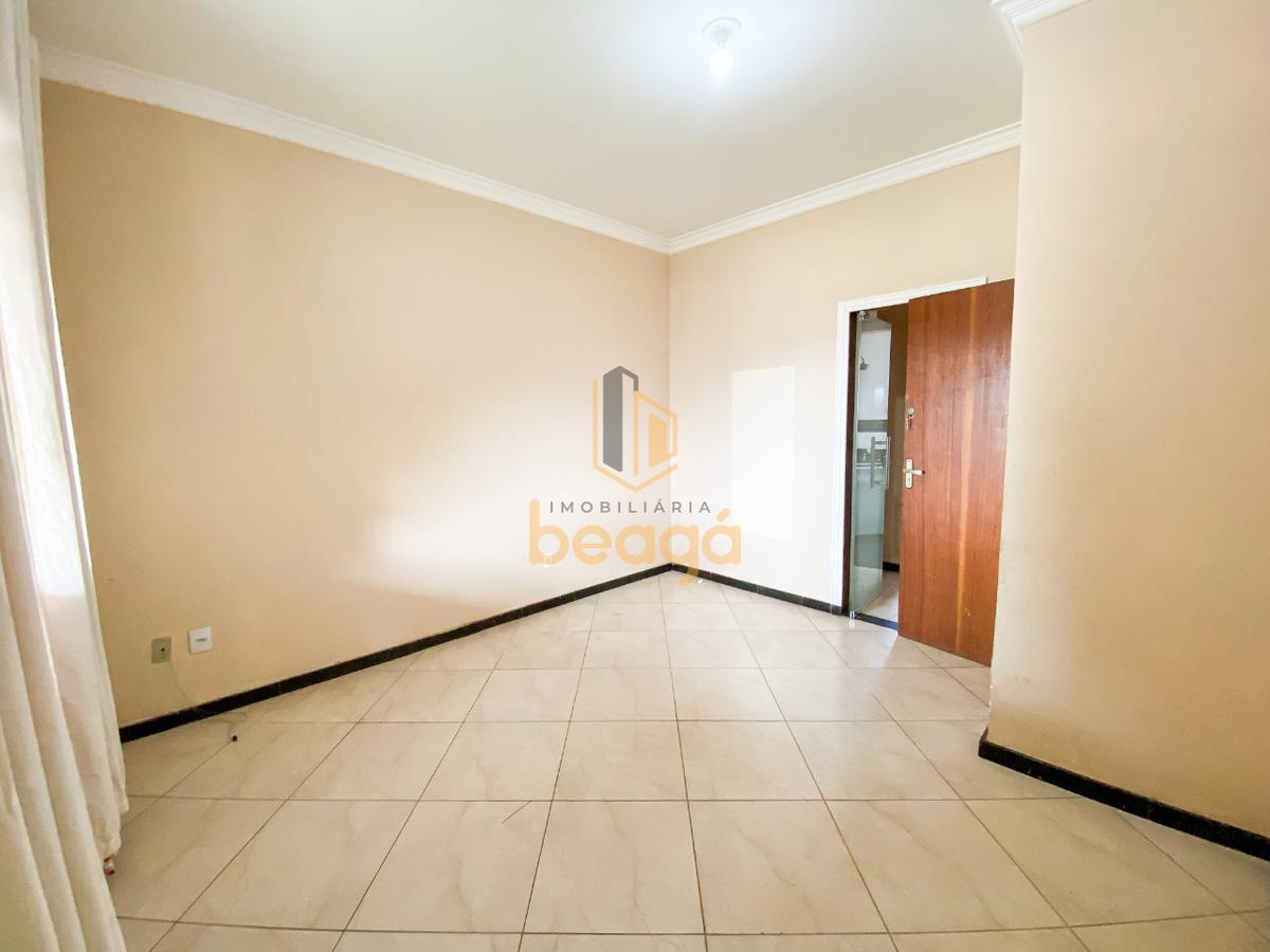 Casa, Trevo, 4 Quartos, 4 Vagas, 1 Suíte