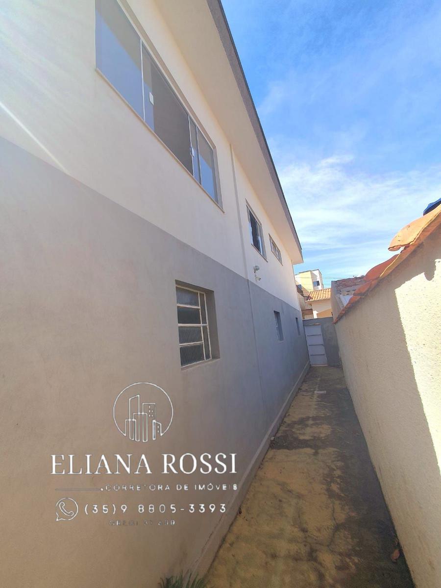 Casa, Centro, 3 Quartos, 2 Vagas, 1 Suíte