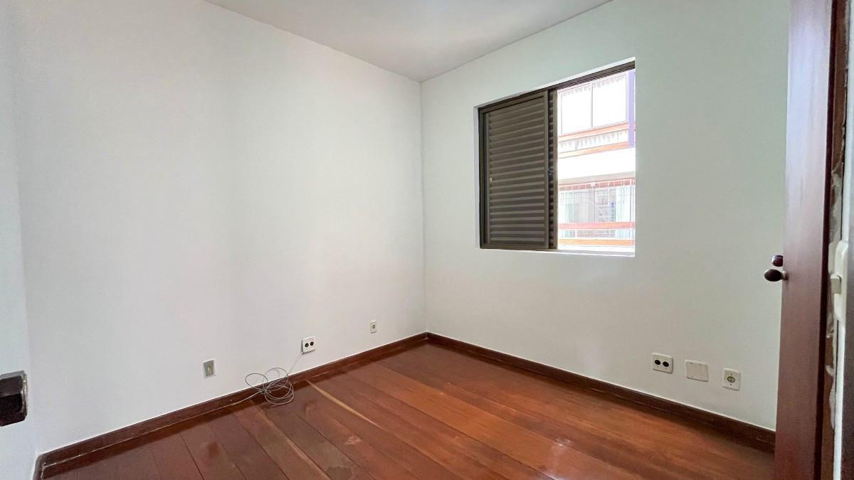 Apartamento, Coração de Jesus, 4 Quartos, 2 Vagas, 1 Suíte