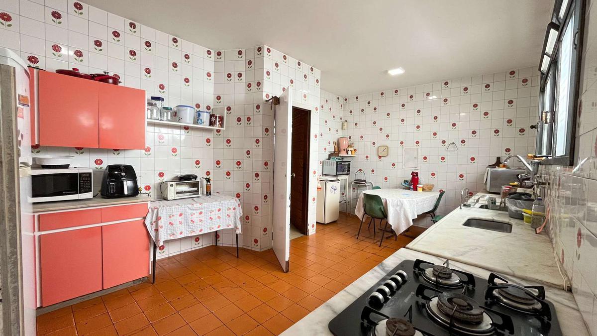 Casa, Serra, 7 Quartos, 8 Vagas, 2 Suítes