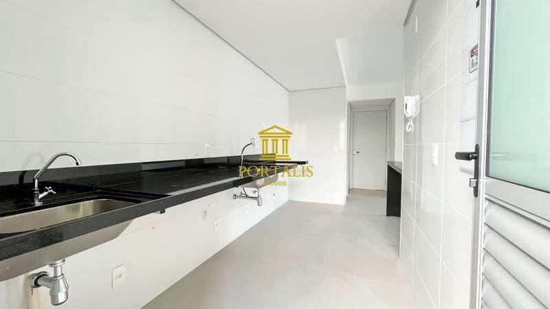 Apartamento, Sagrada Família, 3 Quartos, 2 Vagas, 1 Suíte