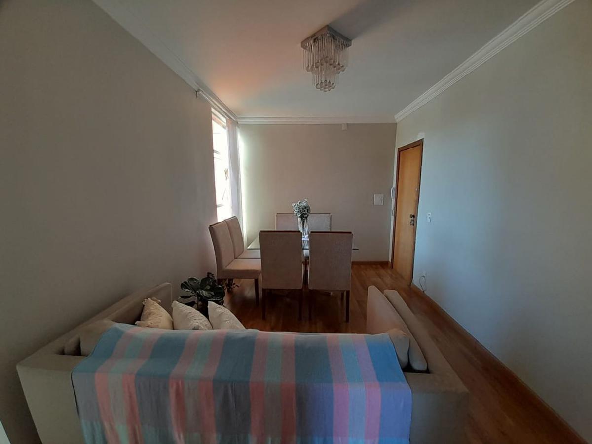 Apartamento, Santa Cruz, 2 Quartos, 1 Vaga