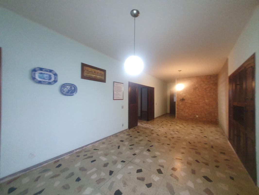 Casa, Nova Suíssa, 4 Quartos, 4 Vagas, 1 Suíte